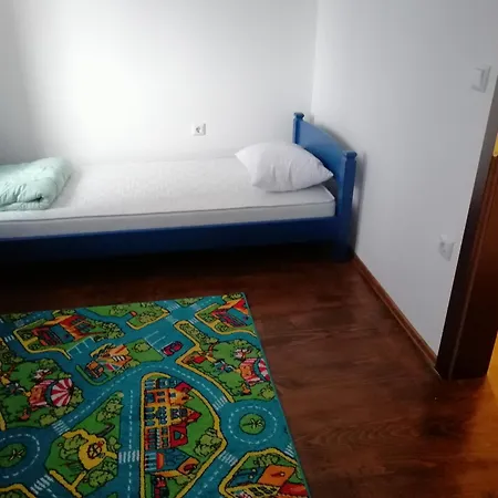 Holiday home Mountain House Centar Pridolci *
