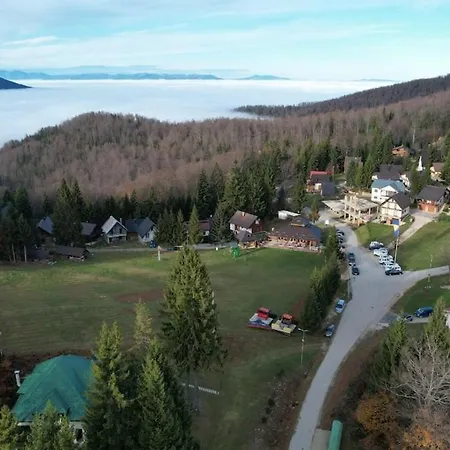Mountain House Centar Pridolci 度假居 Kozica